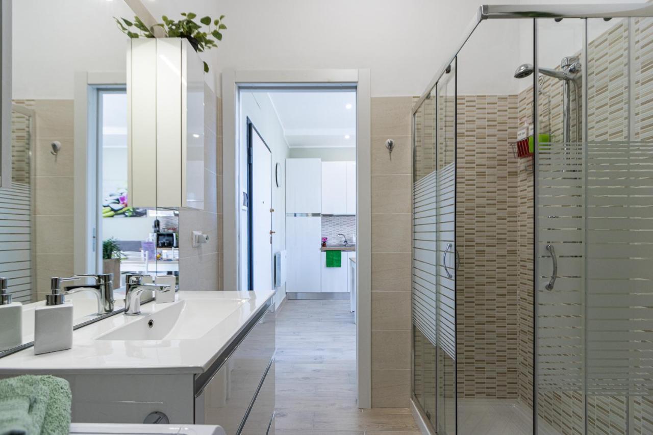 Monza-Station Wi-Fi E Smart-Tv. Apartment Luaran gambar